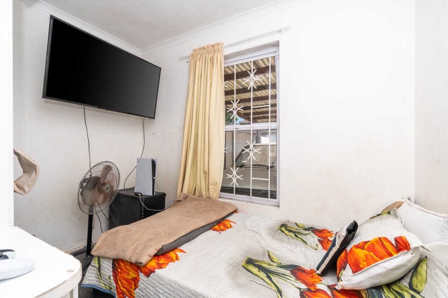 2 Bedroom Property for Sale in Thornton Western Cape